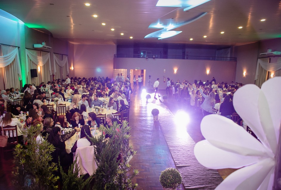 Segundo Passarela do Bem doa 100% do lucro para Apae de Garibaldi