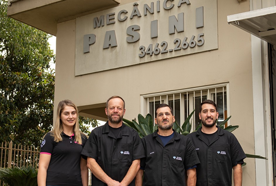 Equipe da Mecânica Pasini. Foto: Carina Mersoni