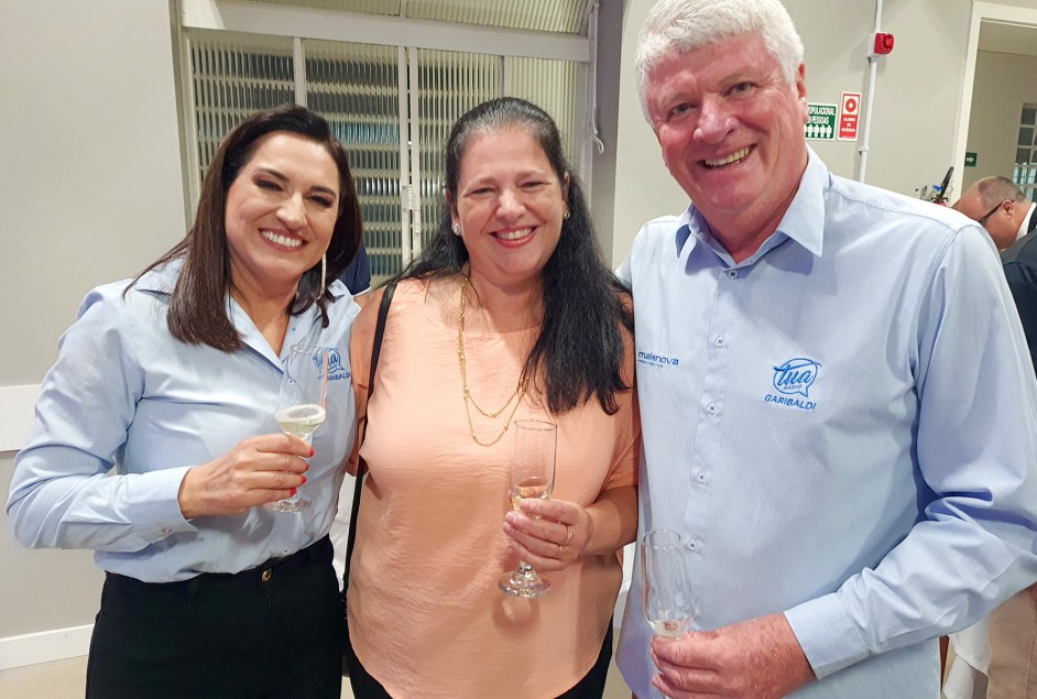 Denise Furlanetto, Rosana Debiasi (presidente eleita da Apeme) e José Carlos Cichelero. Foto: Greice Scotton Locatelli