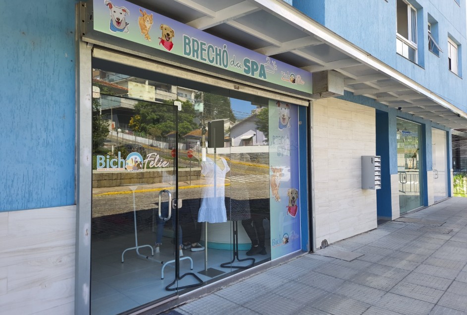 Conveniada a Parceiros Voluntários, SPA Bicho Feliz inaugura brechó em novo endereço