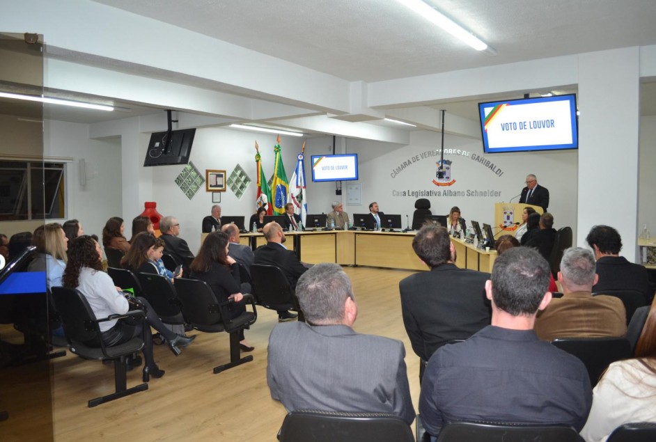 Associados em foco: Fisul e Bellaforma são homenageados na Câmara de Vereadores